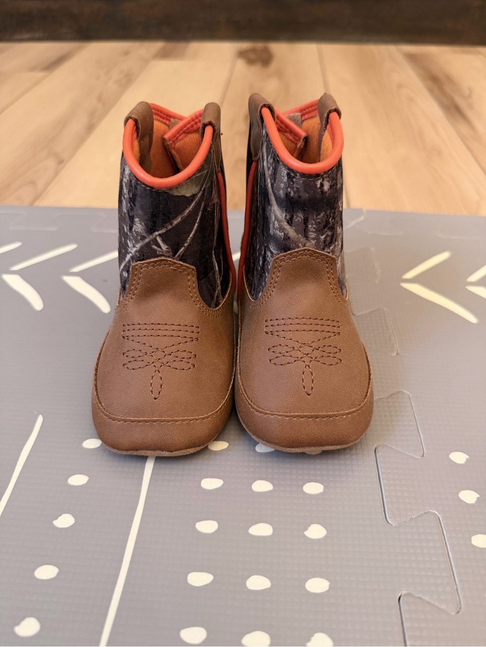 Twister Baby Buckers Infant Camo Cowboy Boots - Size 4 (9-12 Months)